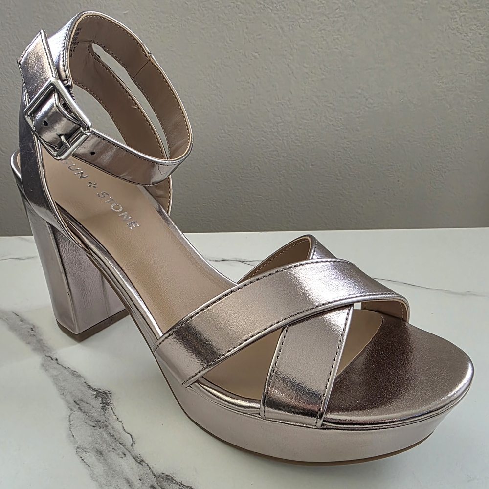 SUN-STONE LILLAHP WOMENS PLATFORM. COLOR PEWTER METALLIC SIZE 8M NWB BLOCK HELL.